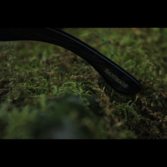 Handmade bamboo sunglasses with UV400 lenses. - Picture 6 of 6